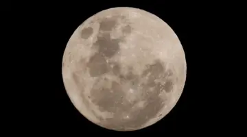 تحطم صاروخ تابع لشركة سبيس إكس على سطح القمر بعد فقدان مساره